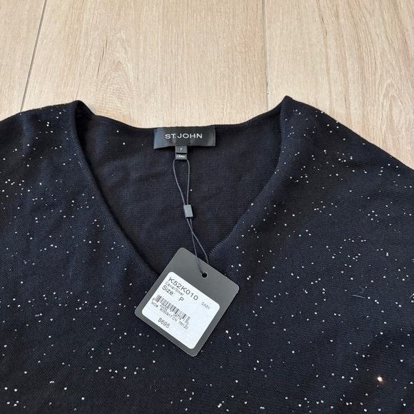 Black St. John sparkly V-necktop with mid sleeves - Picture 4 of 4